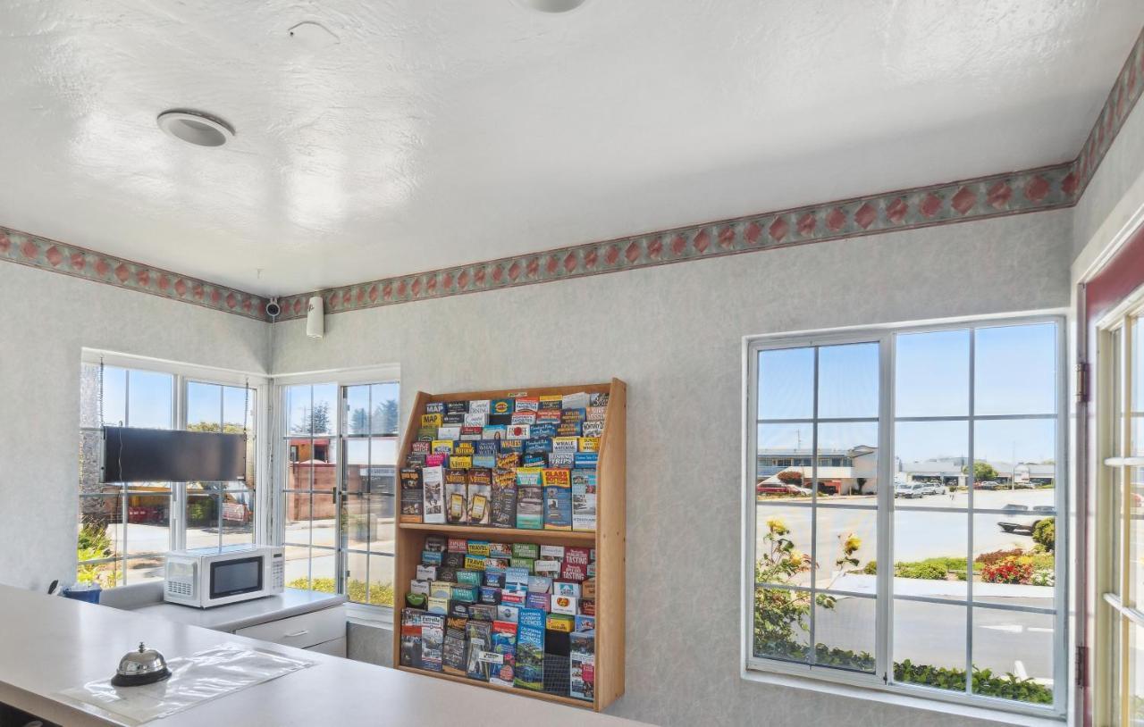 Discovery Inn Monterey Bay Seaside Εξωτερικό φωτογραφία